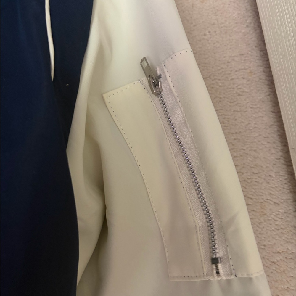 Capitals Quebec Blue and White Bomber Jacket - Picture 4 of 5